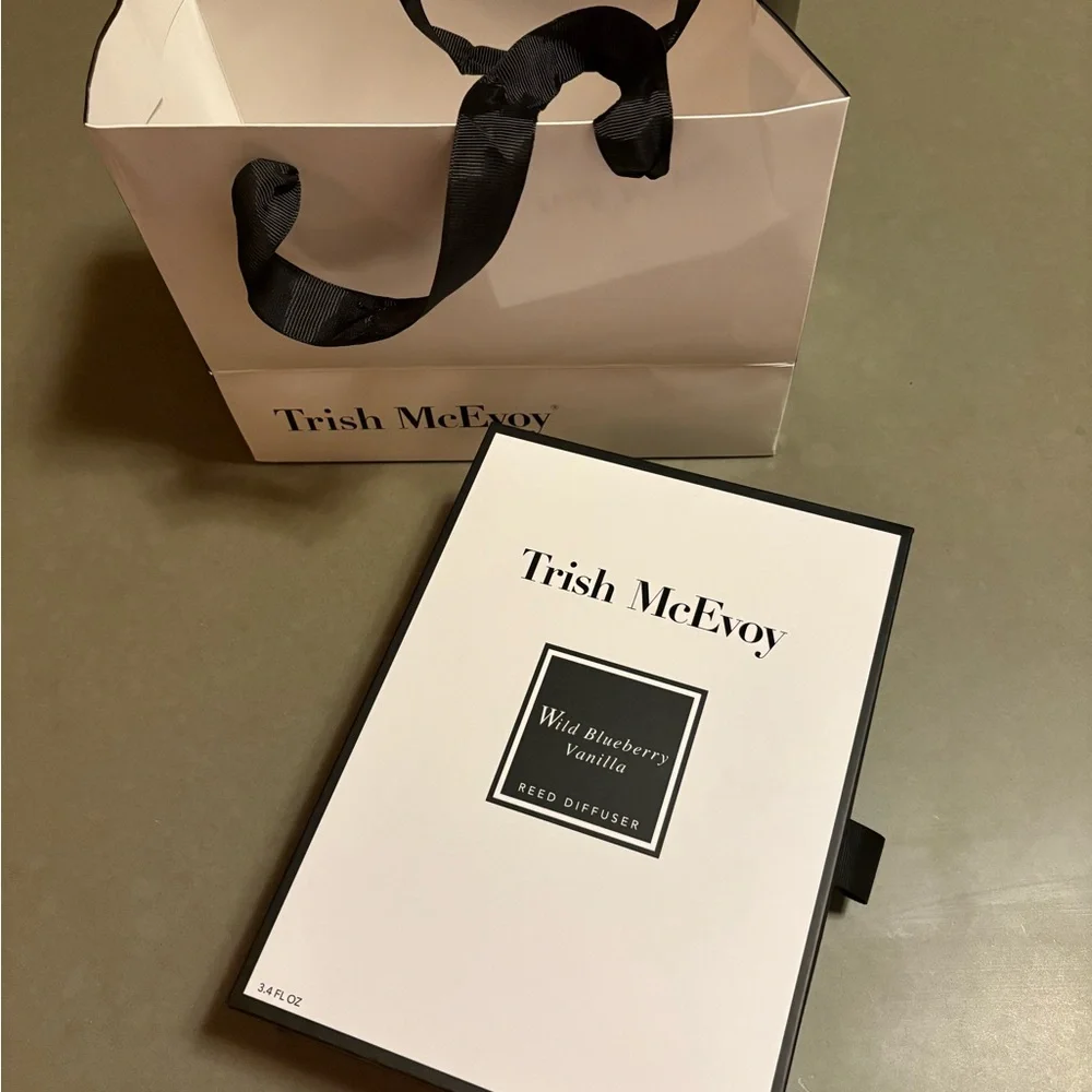 Trish McEvoy Reed Diffuser - Picture 2 of 6